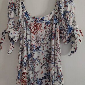 Karen Kane floral top